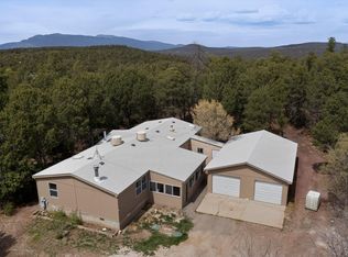 130 Raven Rd, Tijeras, NM 87059
