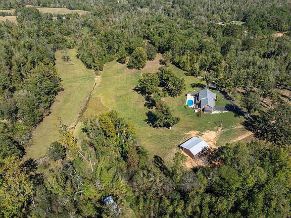 2nd image of 2743 Mouse Tail Rd