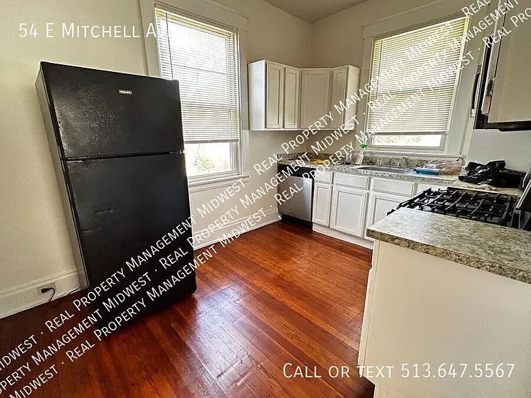 54 E Mitchell Ave — Photo 3