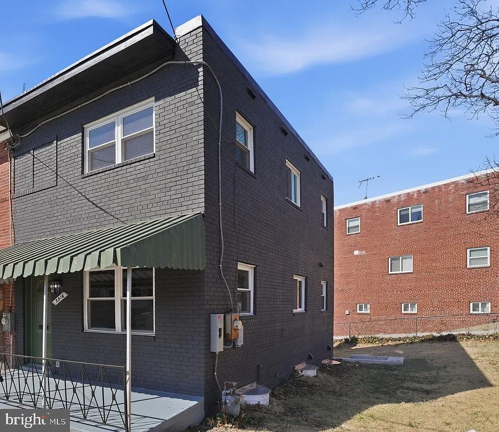 5 bed, 2.0 bath, 1808 sqft, $6,000 — Photo 1