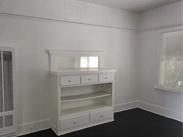 942 E 2nd St, Long Beach, CA