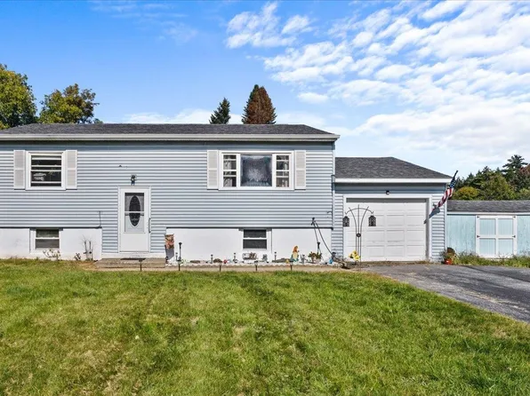 74 Meadow Road, Milton, VT 05446