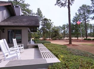 15 Inverrary Ct, Pinehurst, NC 28374