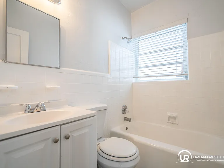 8315 Byron Ave #7A — Photo 15
