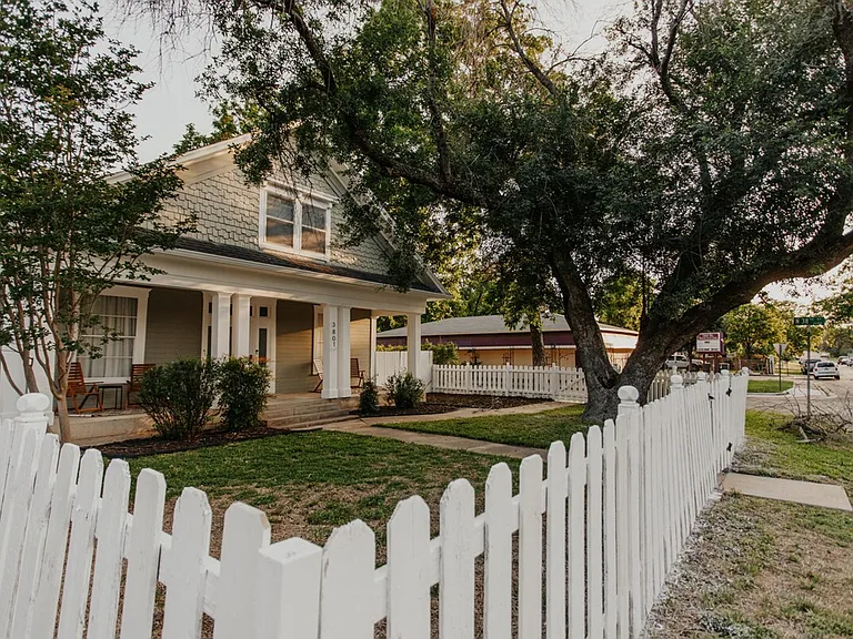 Neighborhood