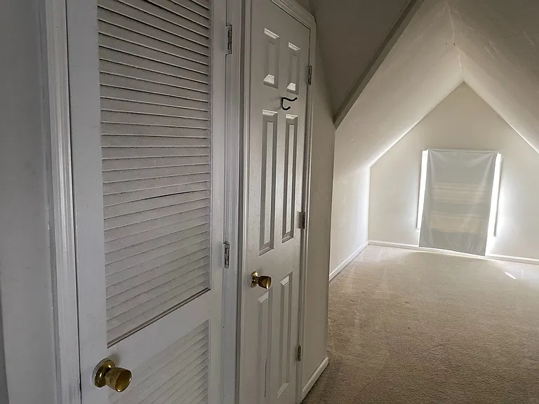 339 Park Ave — Photo 18