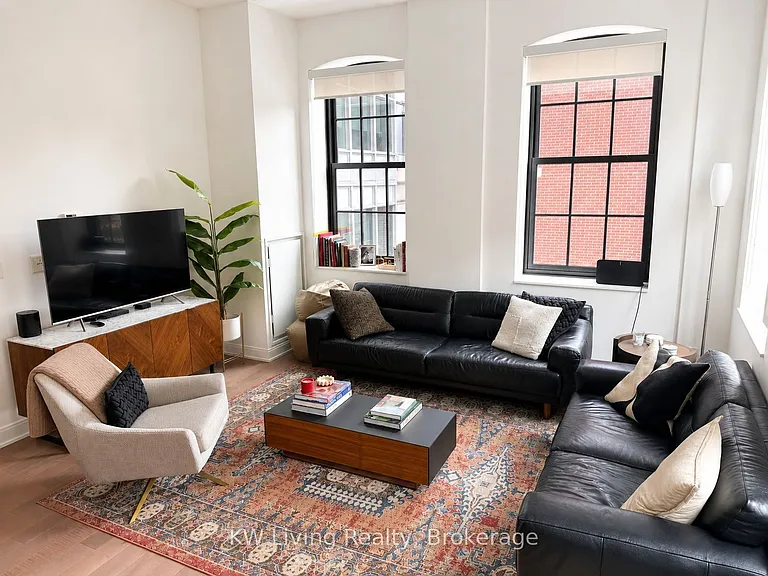 55 Front St E #307 — Photo 3