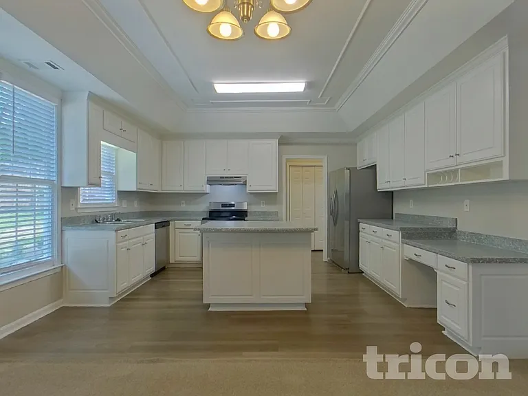 4708 Tonkawa Bnd — Photo 4