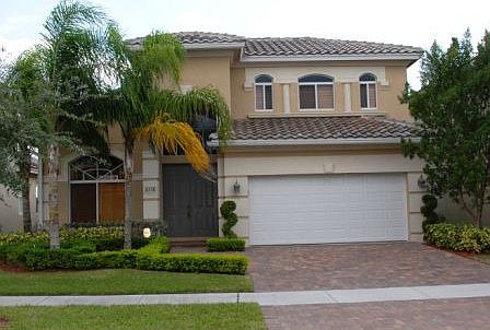 1st image of 6738 Aliso Ave