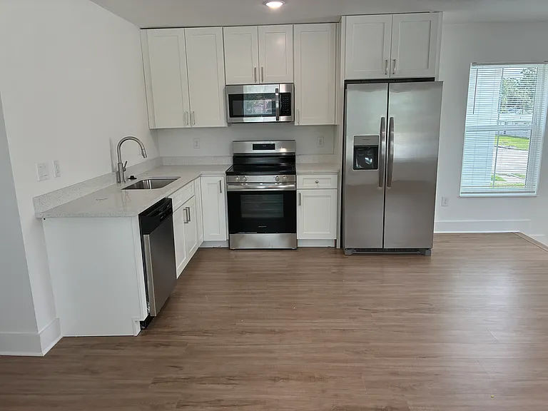 505 43rd St S #1/2 — Photo 8