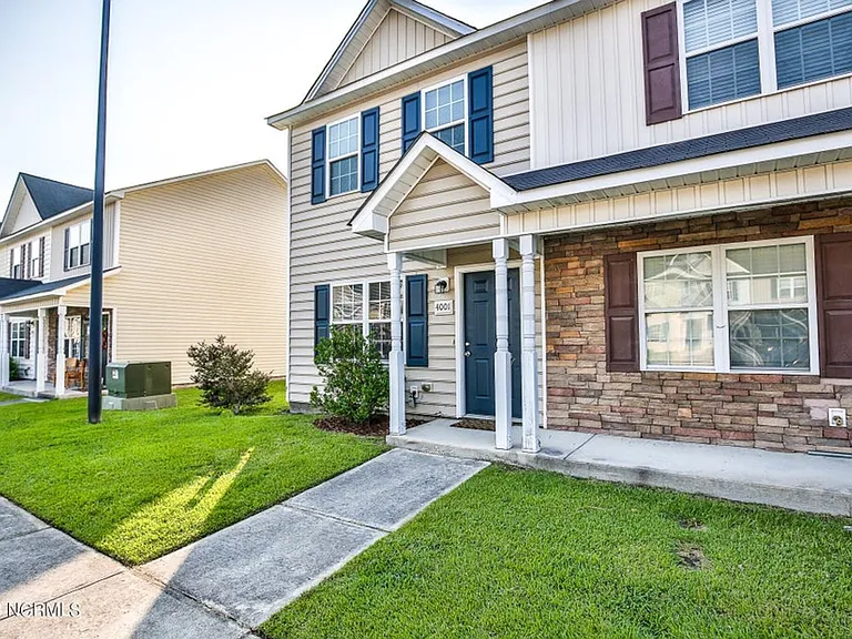4001 Banister Loop — Photo 4