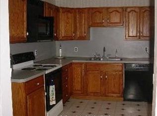 118 Parktowne Dr, Elkton, MD 21921