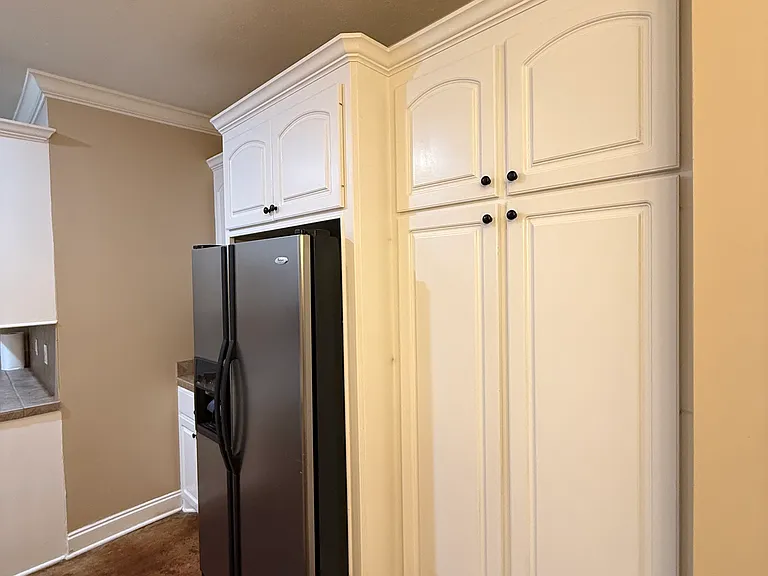 644 Huntington Dr — Photo 12