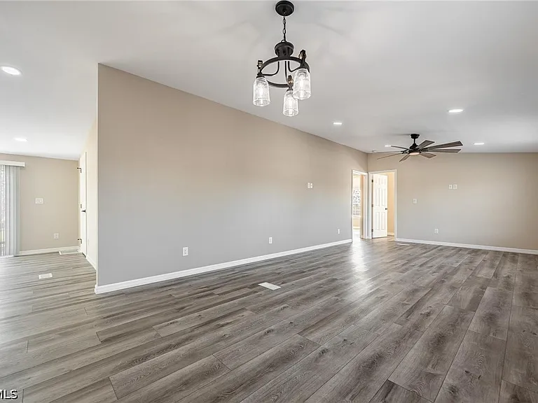 17700 Pronghorn St — Photo 13