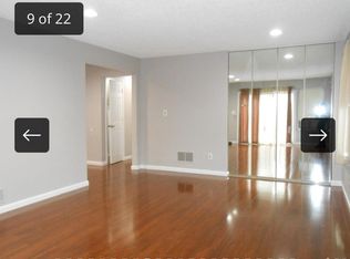 60 Park Gate Dr, Edison, NJ 08820