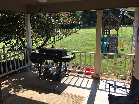 2nd image of 448 Dairy Ln