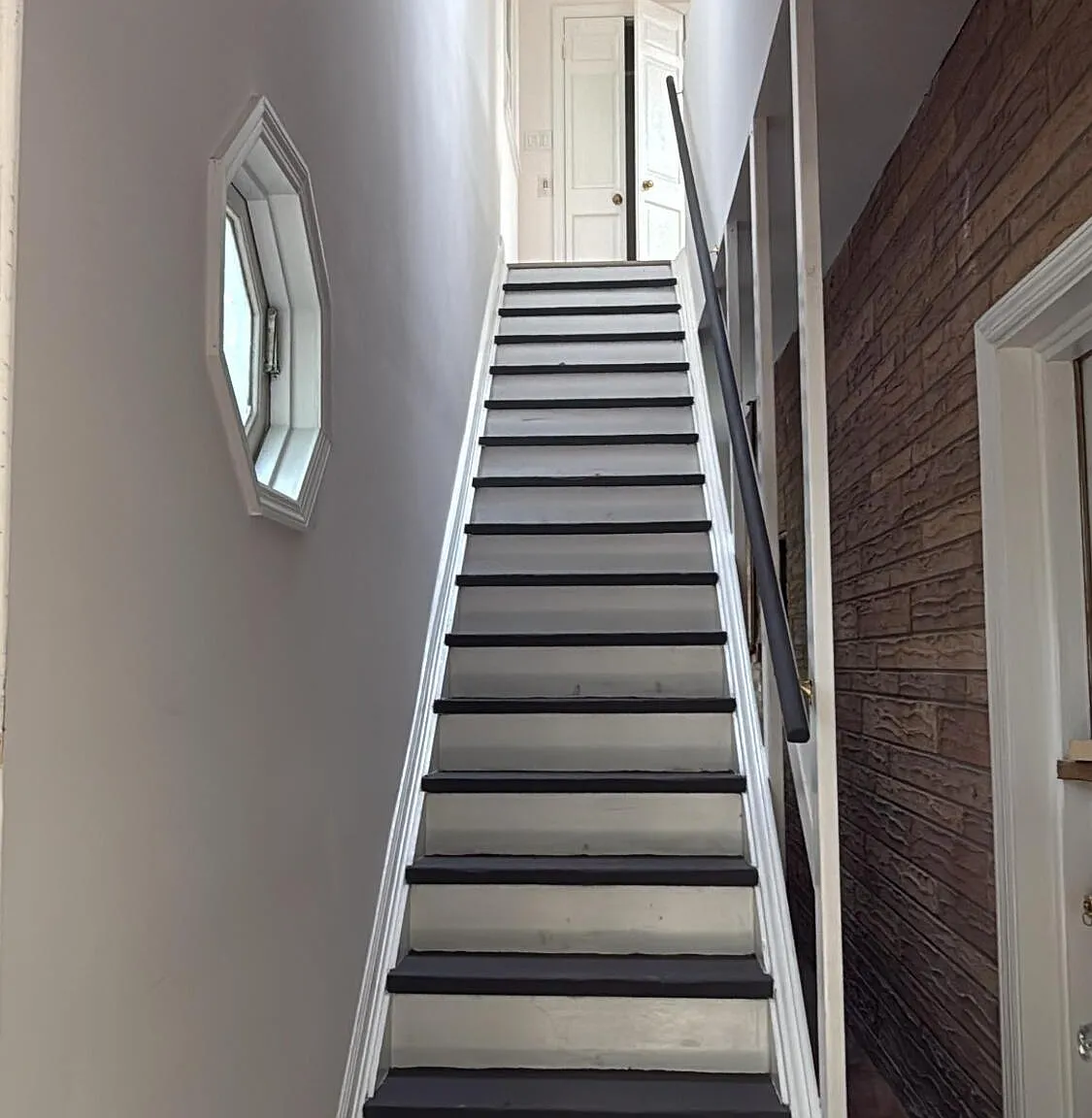 1 bed, 850 sqft, $1,600 — Photo 1