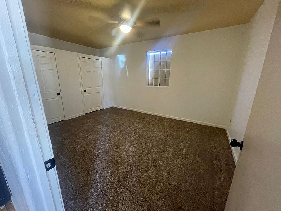 2nd image of 929 S Hinkley Ave