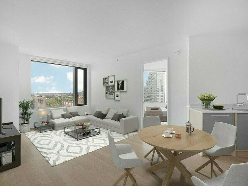 1st image of 10 City Pt APT 34K