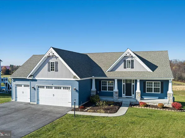 222 Angelica Way, New Freedom, PA 17349