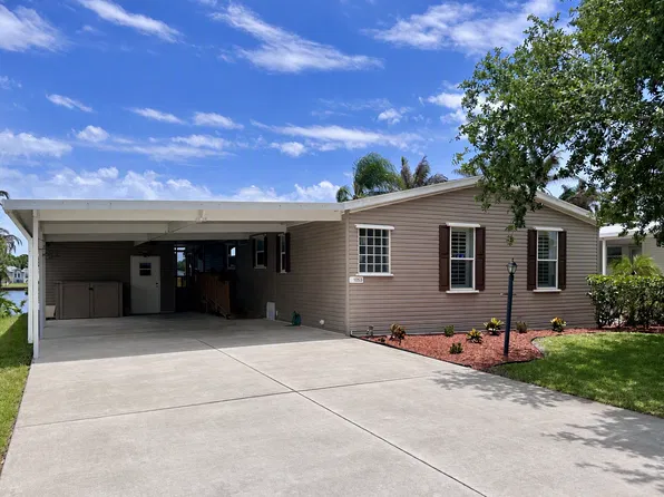 1053 W Lakeview Dr #1053, Sebastian, FL 32958