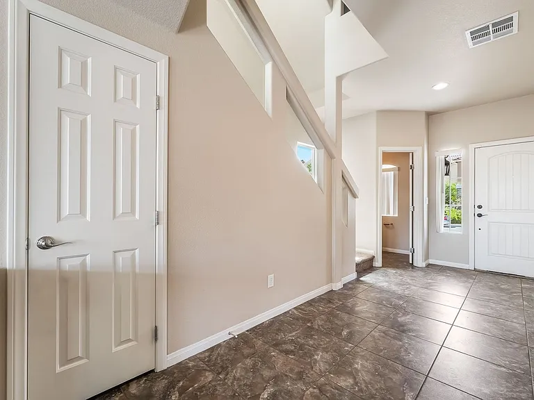 6014 Belvedere Canyon Ave — Photo 6