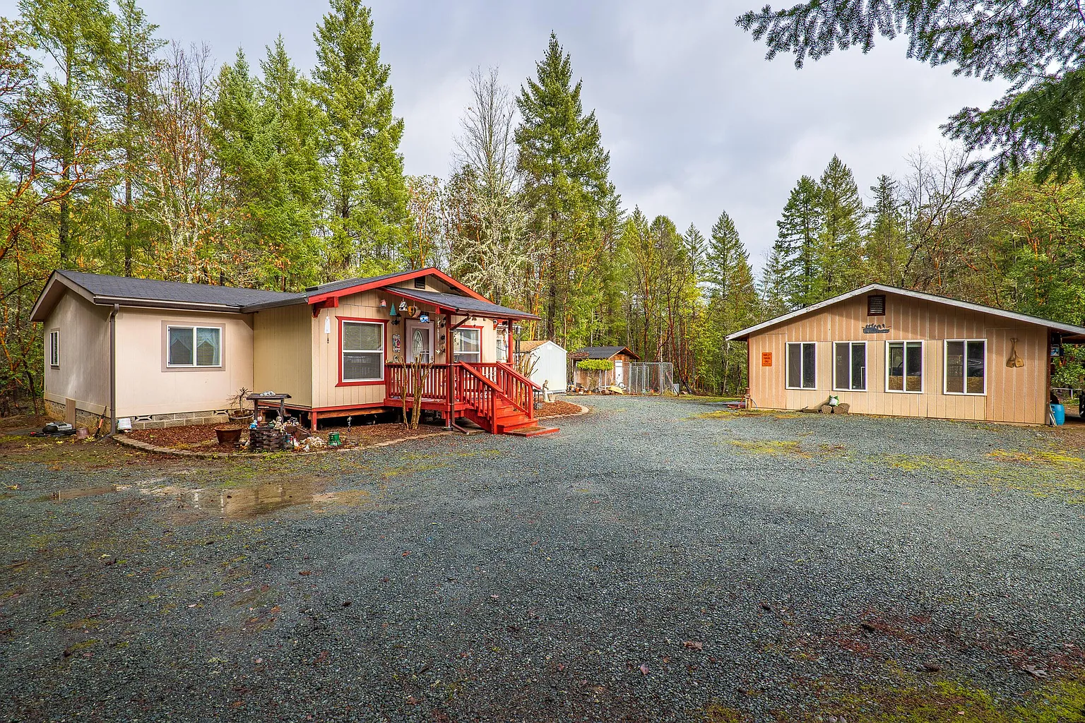 300 Draper Valley Rd photo 1