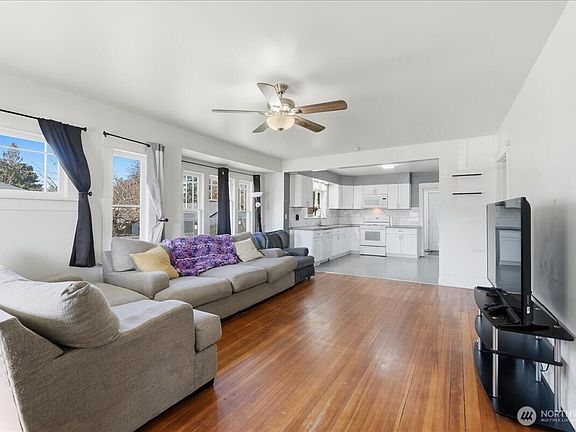 4th image of 331 100th Street S