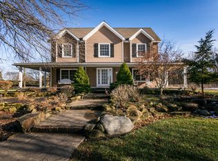5419 Kennedy Ridge Rd, North Olmsted, OH 44070