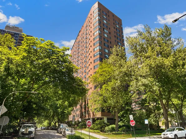 3100 N Lake Shore Dr APT 601, Chicago, IL 60657