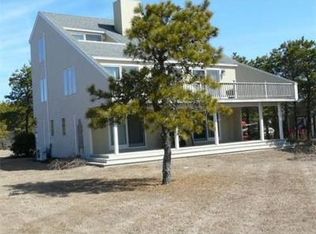 89 Slough Cove Rd, Edgartown, MA 02539