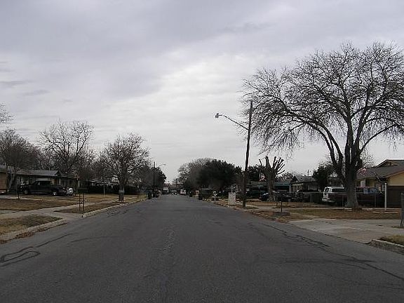 4th image of 502 Tidewind St
