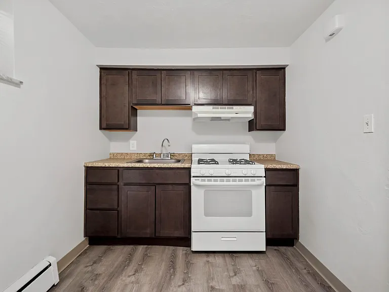 Lindberg Apartments — Photo 11