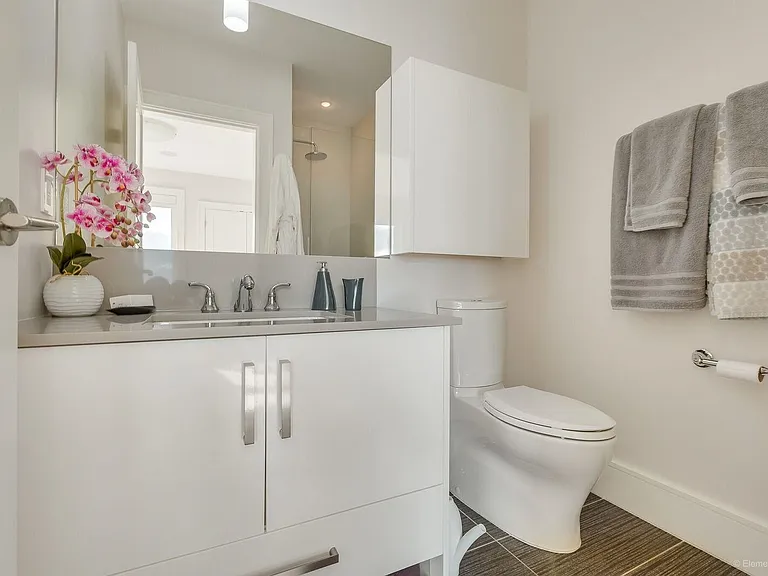 2165 Palmerston Ave — Photo 18