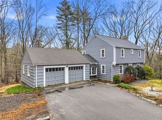 22 Hilltop Rd, Sudbury, MA 01776