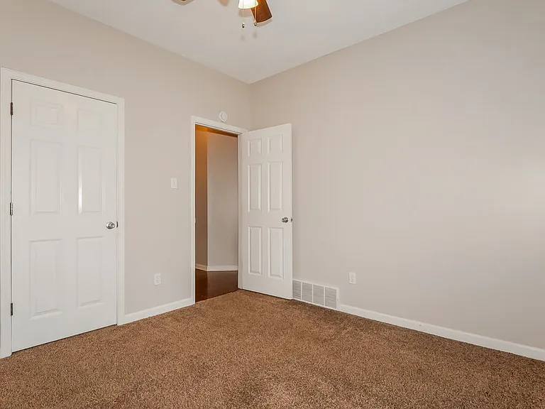 5820 Lillian Bend Dr — Photo 14