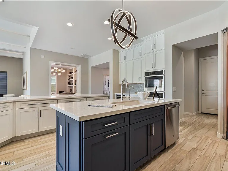 5543 E Beryl Ave — Photo 7
