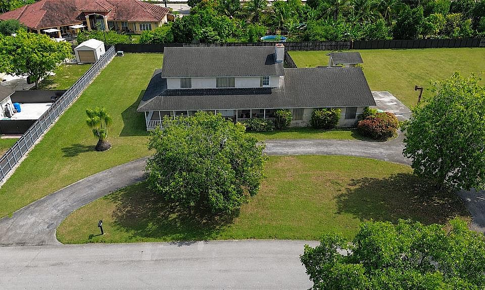 1st image of 19320 SW 295TH STREET