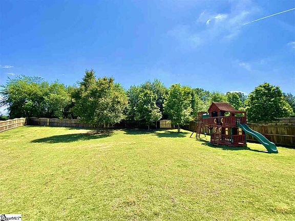 3rd image of 221 Meadow Blossom Way