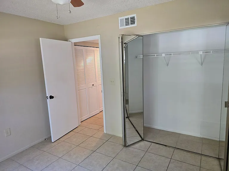 827 Mecca Dr #B — Photo 5