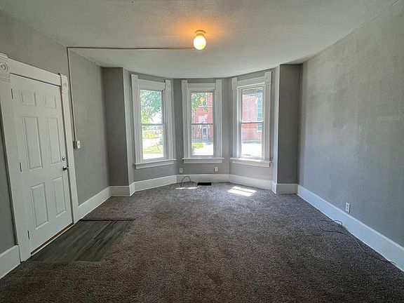 3rd image of 604 Fillmore St #604