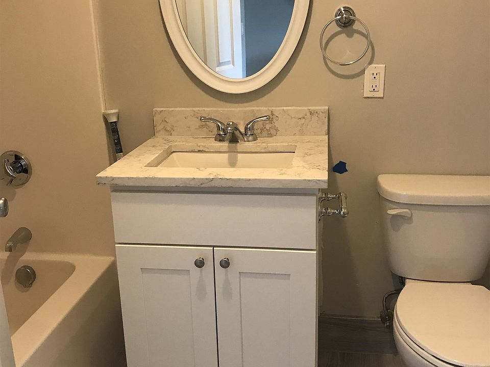 500 502 Moody Street 33 502 Moody St Lowell MA Zillow