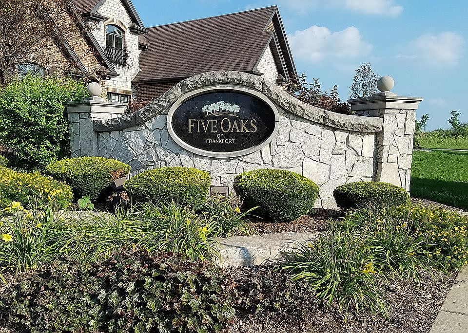 Beautiful Five Oaks