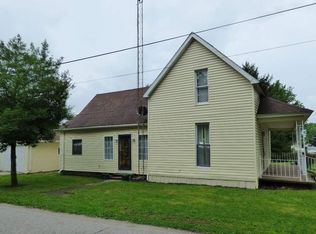 640 Main St, Elnora, IN 47529