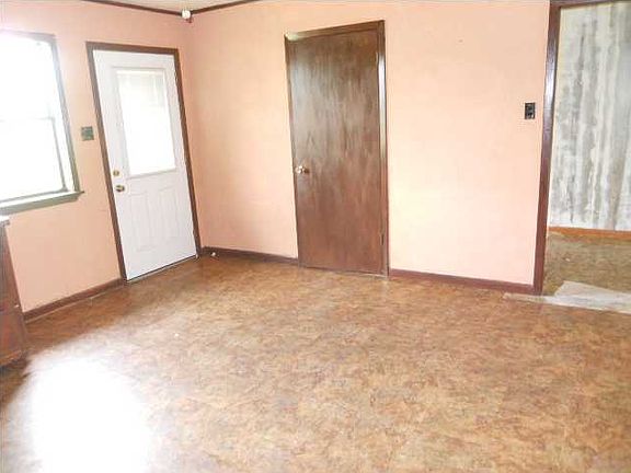 4th image of 1243 Harold Stoutes Rd