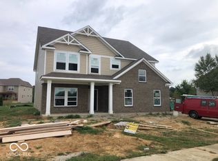 6992 Pinnacle Dr, Columbus, IN 47201