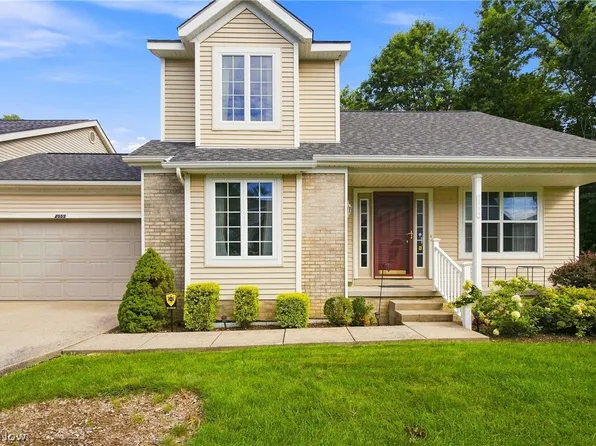 2559 Edgebrook Xing, Twinsburg, OH 44087