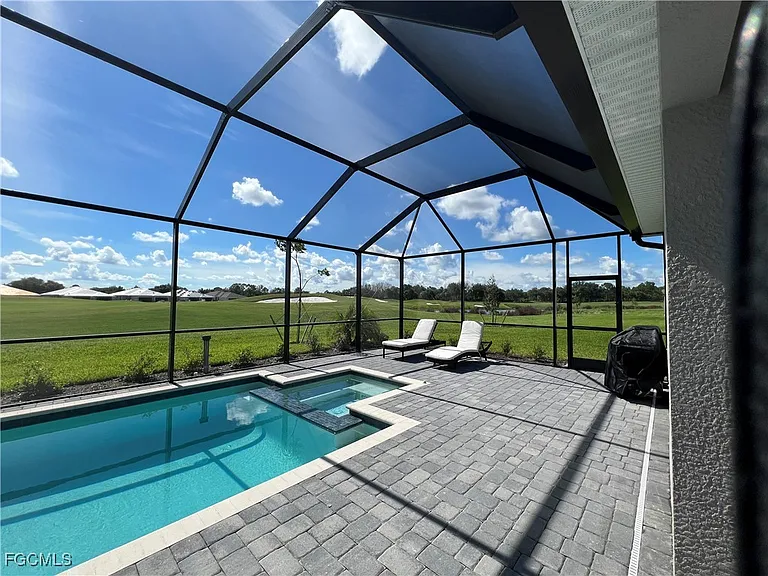 20681 Copperhead Dr — Photo 33