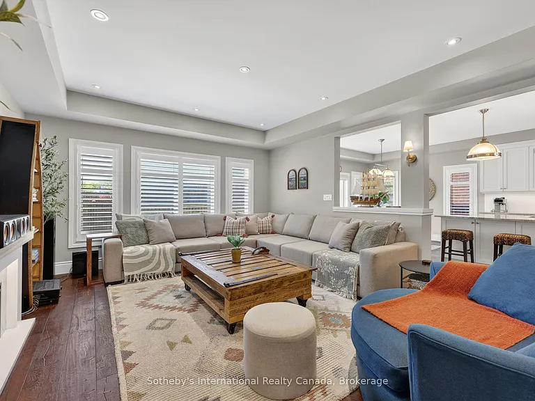 36 Kayla Cres — Photo 20