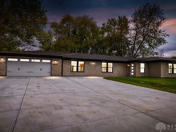 6247 Celeste Dr, Franklin, OH 45005
